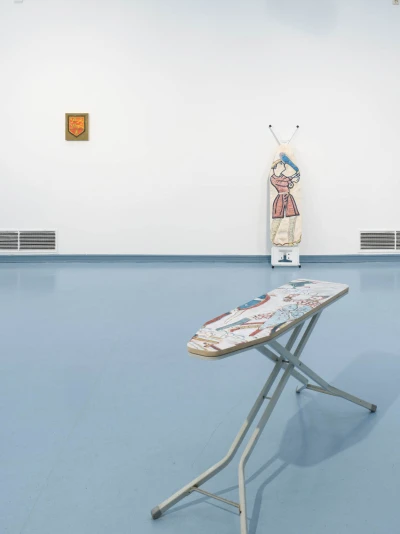 Bradley 
Davies - Signal-
störung (Ausstellung)