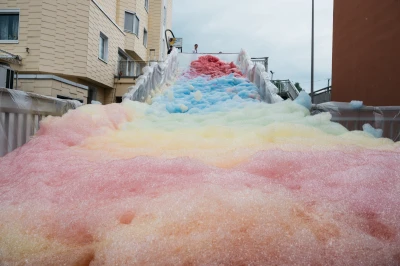 Britta 
Peters -  (Salon)