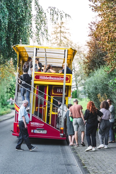 Martin 
Chramosta - Kreaturen 
der 
Öffentlichkeit (Siegener City Walk - Hübbelbummler-Tour)