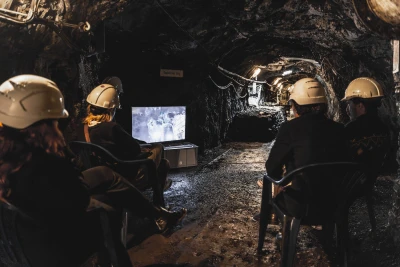 Phillip Zach - Double 
Mouthed (Screening)