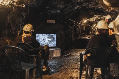 Phillip Zach - Double 
Mouthed (Screening)