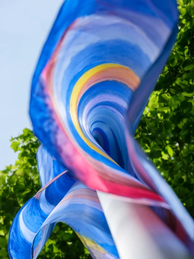 Raul 
Walch - Dressing 
the Wind (Projekt im öffentlichen Raum)