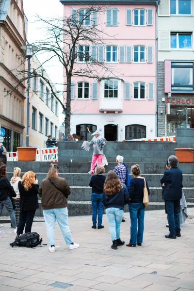 Thomas 
Geiger - Taube (Performance)