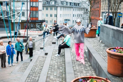 Thomas 
Geiger - Taube (Performance)