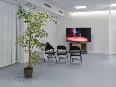 Zwischen 
Tür und 
Angel - Eine Kooperation mit dem Fach 
Kunst der Universität Siegen (Ausstellung)