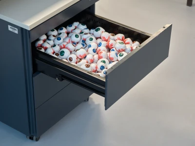 Zwischen 
Tür und 
Angel - Eine Kooperation mit dem Fach 
Kunst der Universität Siegen (Ausstellung)