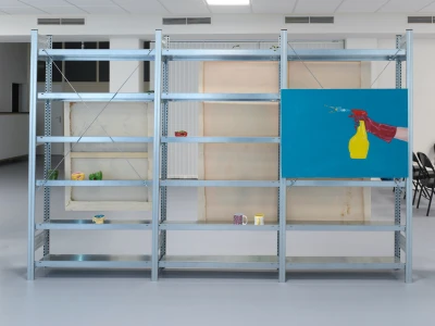 Simon Löhrer, Untitled, 
Acryl auf Leinwand, 100x70cm

Vanessa Mazzei, Tontassen, 
Ton, Maße variabel, 2024

Emilia Kernich, Kaffeetassen, 
Keramiktassen, Epoxidharz, 2023